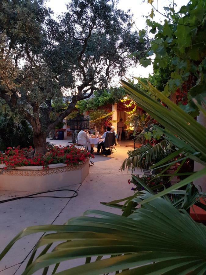 La Villa Majorelle Pertuis Esterno foto